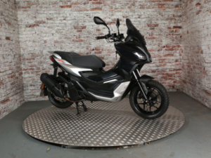 2024 Aprilia Sr in Black — image 3