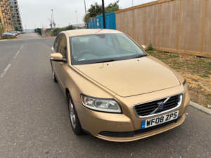 2008 Volvo S40 1.6 S Euro 4 4dr in Gold — image 5