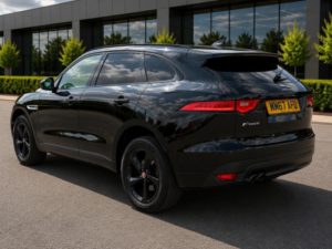 2017 Jaguar F-Pace 2.0 D180 R-Sport Auto AWD Euro 6 (s/s) 5dr in Black — image 4