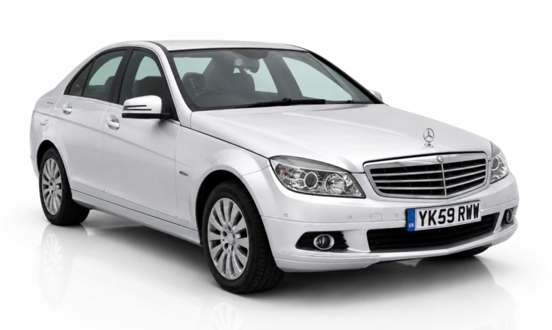 2009 Mercedes-Benz C Class 1.6 C180k Blueefficiency Elegance Auto Euro 4 4dr in Silver — image 1