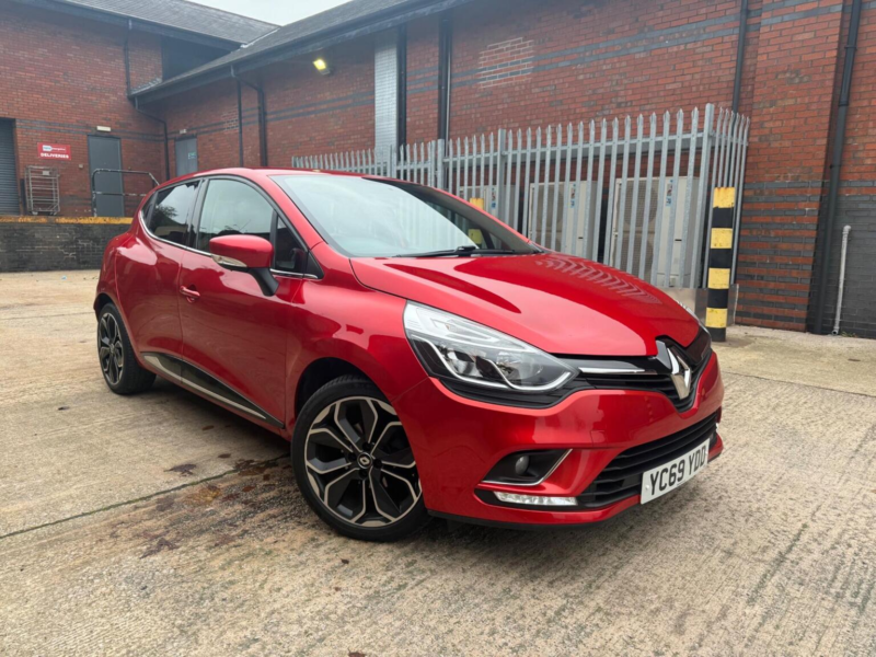 2019 Renault Clio 0.9 Tce Iconic Euro 6 (s/s) 5dr in Red — image 1