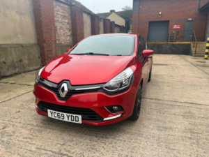 2019 Renault Clio 0.9 Tce Iconic Euro 6 (s/s) 5dr in Red — image 5