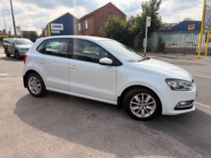 2016 Volkswagen Polo 1.2 Tsi Bluemotion Tech Se Euro 6 (s/s) 5dr in White — image 3