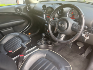 2016 MINI Countryman 1.6 Cooper SUV 5dr Petrol Auto Euro 6 (122 Ps) in Green — image 5