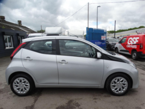 2022 Toyota Aygo 1.0 Vvt-I X-Play Euro 6 (s/s) 5dr in Silver — image 4