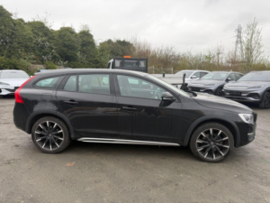 2017 Volvo V60 Cross Country
