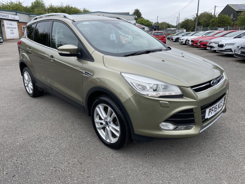 2015 Ford Kuga 2.0 Tdci Titanium X in Green — image 1