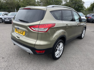 2015 Ford Kuga 2.0 Tdci Titanium X in Green — image 2