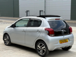 2015 Peugeot 108 1.2 Vti Puretech Allure Top! Euro 5 5dr in Silver — image 5