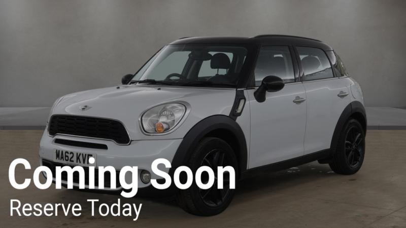 2012 MINI Countryman 2.0 Cooper Sd Countryman in White — image 1