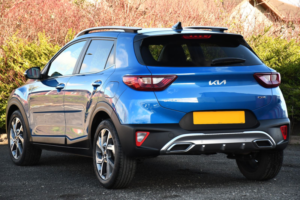 2023 Kia Stonic 1.0 T-Gdi Gt-Line SUV 5dr Petrol Dct Euro 6 (s/s) (99 Bhp) in Blue — image 3