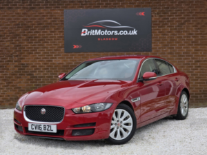 2016 Jaguar Xe 2.0 D Prestige in Red — image 4