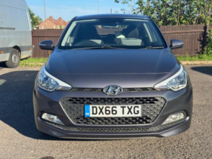 2016 Hyundai I20 1.2 Se Euro 6 5dr in Grey — image 3