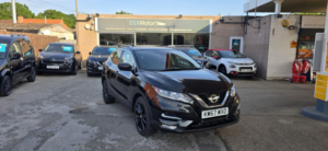 2017 Nissan Qashqai 1.5 Dci N-Connecta in Black — image 1