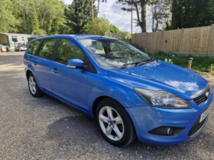 2010 Ford Focus 1.6 Zetec in Blue — image 2