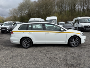 2018 Volkswagen Golf 1.6 Tdi Se in White — image 4