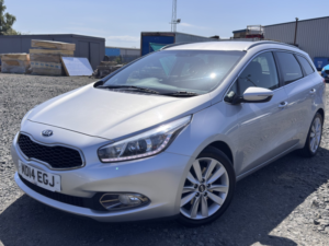 2014 Kia Ceed 1.6 Crdi Ecodynamics 4 in Silver — image 3