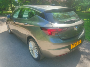 2018 Vauxhall Astra 1.4 I Turbo Elite in Grey — image 5