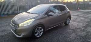 2013 Peugeot 208 1.2 in Grey — image 3