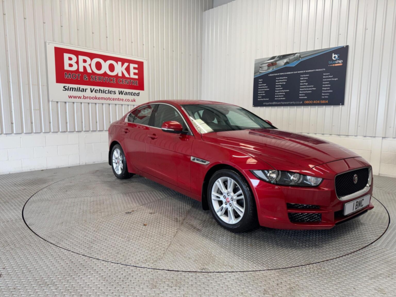 2017 Jaguar Xe 2.0i Prestige Auto Euro 6 (s/s) 4dr in Red — image 1