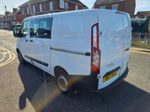 2017 Ford Transit Custom 2.0 Tdci 270 L1 H1 6dr in White — image 5