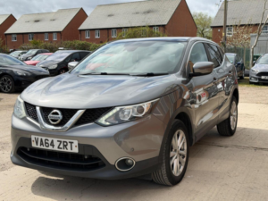 2015 Nissan Qashqai 1.5 Dci Acenta+ 2WD Euro 5 (s/s) 5dr in Grey — image 3