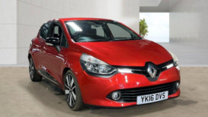 2016 Renault Clio 1.5 Dci Dynamique S Nav Auto Euro 6 5dr in Red — image 2