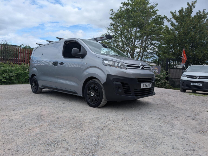 2022 Citroen Dispatch 1.5 Bluehdi 1000 Enterprise Pro M Fwd 2 Euro 6 (s/s) 6dr in Grey — image 1