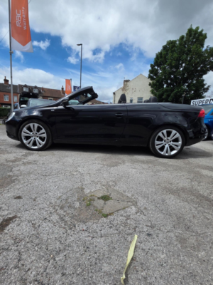 2010 Volkswagen Eos 2.0 Tdi Cr Individual Cabriolet DSG Euro 5 2dr in Black — image 6