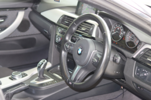 2015 BMW 4 Series Gran Coupe 2.0 420i M Sport in Black — image 4