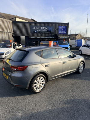 2015 SEAT Leon 1.6 Tdi Se in Grey — image 5