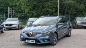 2017 Renault Megane 1.5 Signature Nav Dci 110 Auto in Blue — image 5