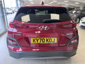 2020 Hyundai Kona Kona Ev Prem Se 64 Kwh My20 in Red — image 6