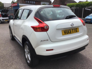 2013 Nissan Juke 1.6 Visia Euro 5 5dr in White — image 4