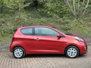 2013 Kia Picanto 1.0 City in Red — image 3