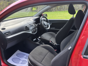 2013 Kia Picanto 1.0 City in Red — image 6