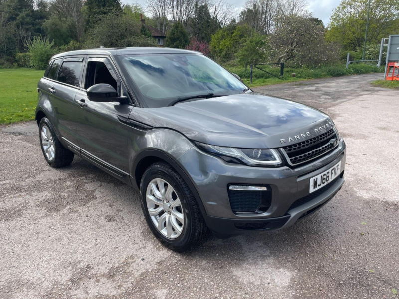 2016 Land Rover Range Rover Evoque 2.0 Td4 Se Tech Auto 4WD Euro 6 (s/s) 5dr in Grey — image 1