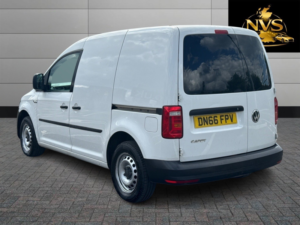 2016 Volkswagen Caddy 2.0 Tdi C20 Bluemotion Tech Startline in White — image 5