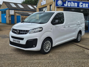 2023 Vauxhall Vivaro 1.5 Turbo D 2900 Pro L2 H1 Euro 6 (s/s) 6dr in White — image 3