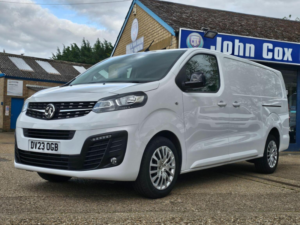 2023 Vauxhall Vivaro 1.5 Turbo D 2900 Pro L2 H1 Euro 6 (s/s) 6dr in White — image 5