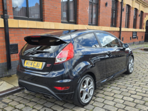 2014 Ford Fiesta 1.6 T Ecoboost St-2 in Black — image 3