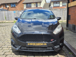 2014 Ford Fiesta 1.6 T Ecoboost St-2 in Black — image 6