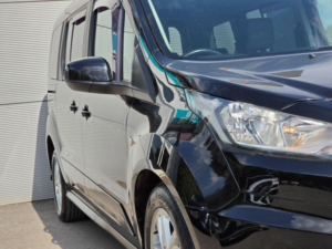 2020 Ford Grand Tourneo Connect 1.5 Ecoblue Titanium Auto Euro 6 (s/s) 5dr in Black — image 2