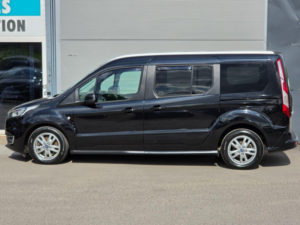 2020 Ford Grand Tourneo Connect 1.5 Ecoblue Titanium Auto Euro 6 (s/s) 5dr in Black — image 6