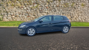 2016 Peugeot 308 1.6 Bluehdi Active Hatchback 5dr Diesel Manual Euro 6 (s/s) (120 Ps) in Black — image 4
