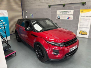 2015 Land Rover Range Rover Evoque 2.2 Sd4 Dynamic 4WD Euro 5 (s/s) 5dr in Red — image 3