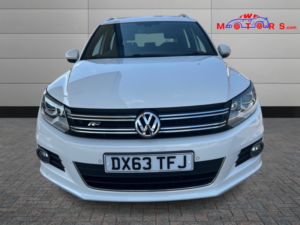 2013 Volkswagen Tiguan 2.0 Tdi Bluemotion Tech R-Line in White — image 2