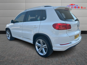 2013 Volkswagen Tiguan 2.0 Tdi Bluemotion Tech R-Line in White — image 5