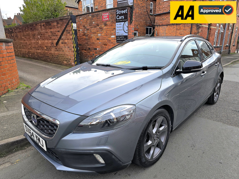 2014 Volvo V40 Cross Country Hatchback 2014 in Grey — image 1