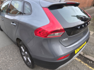 2014 Volvo V40 Cross Country Hatchback 2014 in Grey — image 3